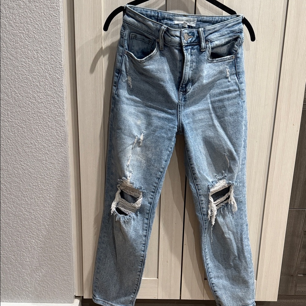 Trendy Distressed Blue Boyfriend Jeans